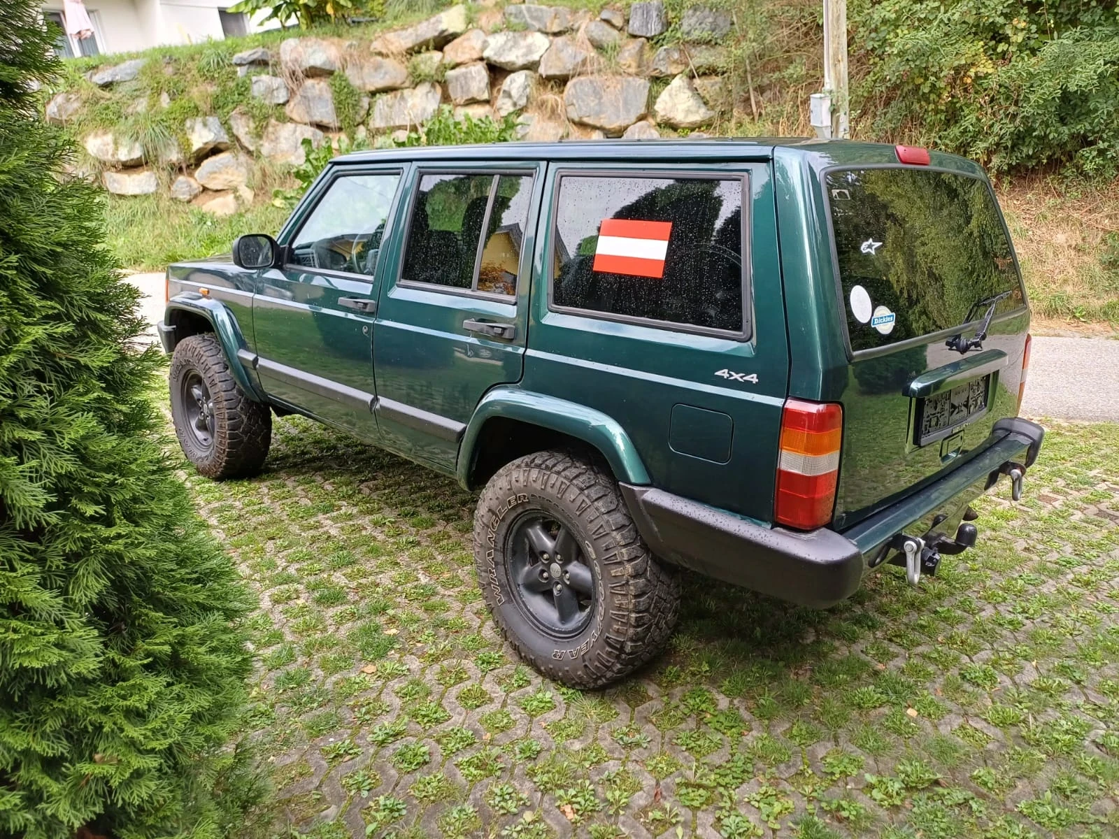 Jeep Cherokee 2.5TD - изображение 8