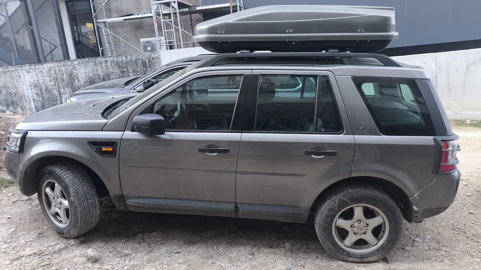 Land Rover Freelander 2.2 TD4, снимка 2 - Автомобили и джипове - 53819610