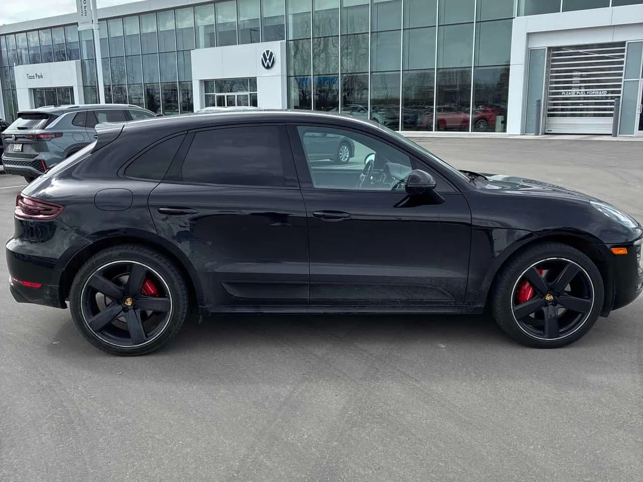 Porsche Macan GTS * CARFAX * Един собственик * Без инциденти * , снимка 4 - Автомобили и джипове - 54203081