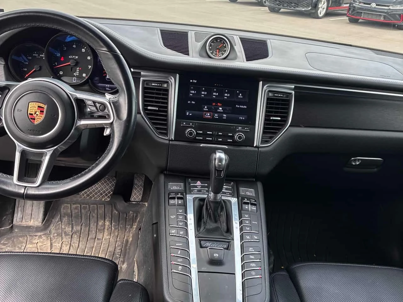 Porsche Macan GTS * CARFAX * Един собственик * Без инциденти * , снимка 7 - Автомобили и джипове - 54203081