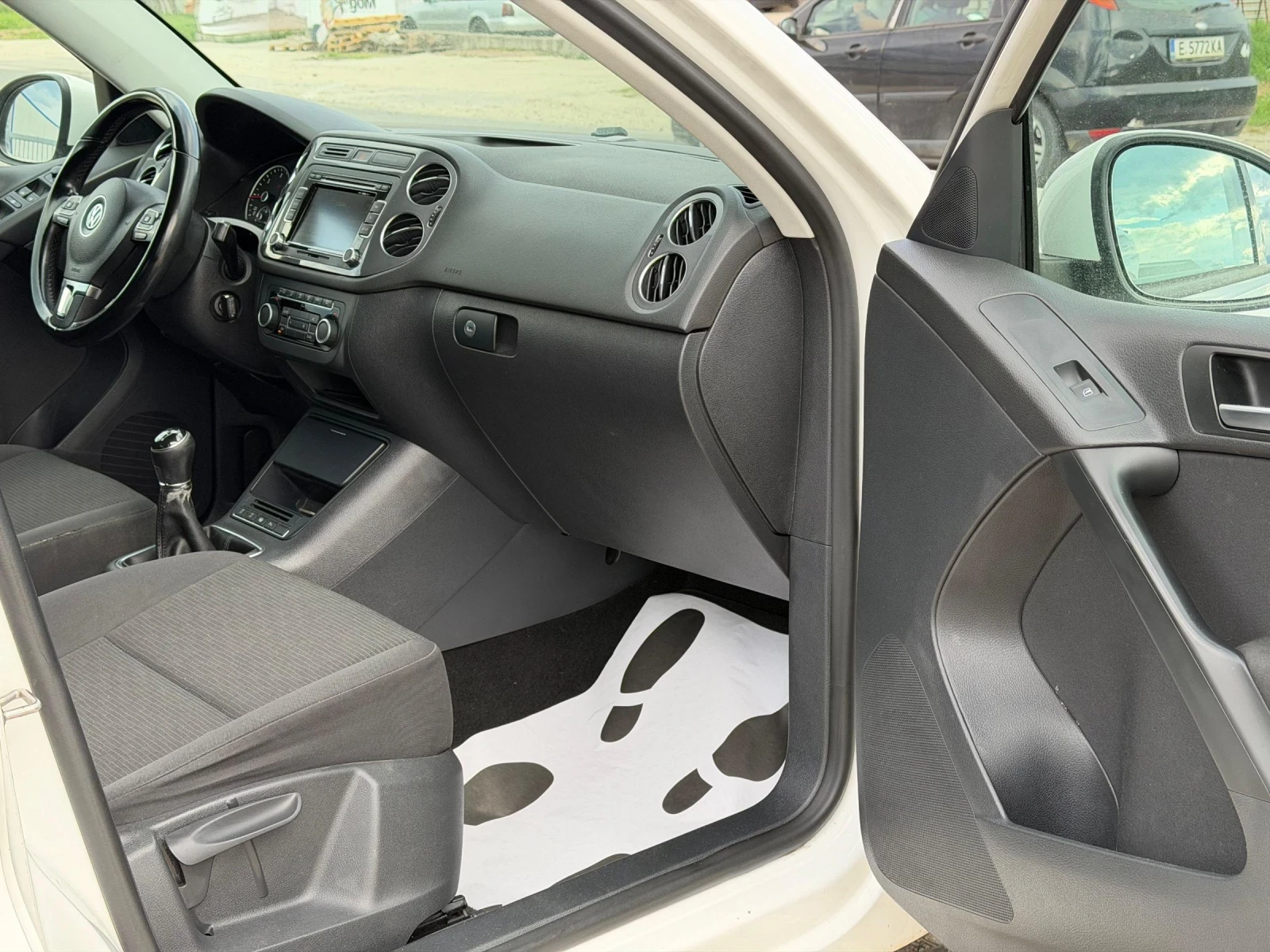 VW Tiguan 2.0TDI 140k.s   ������ | Mobile.bg � ����������� 13