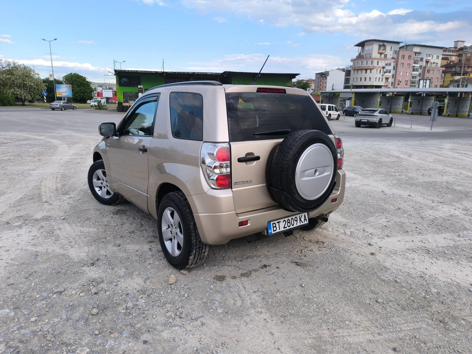 Suzuki Grand vitara 1.6, снимка 6 - Автомобили и джипове - 54567748