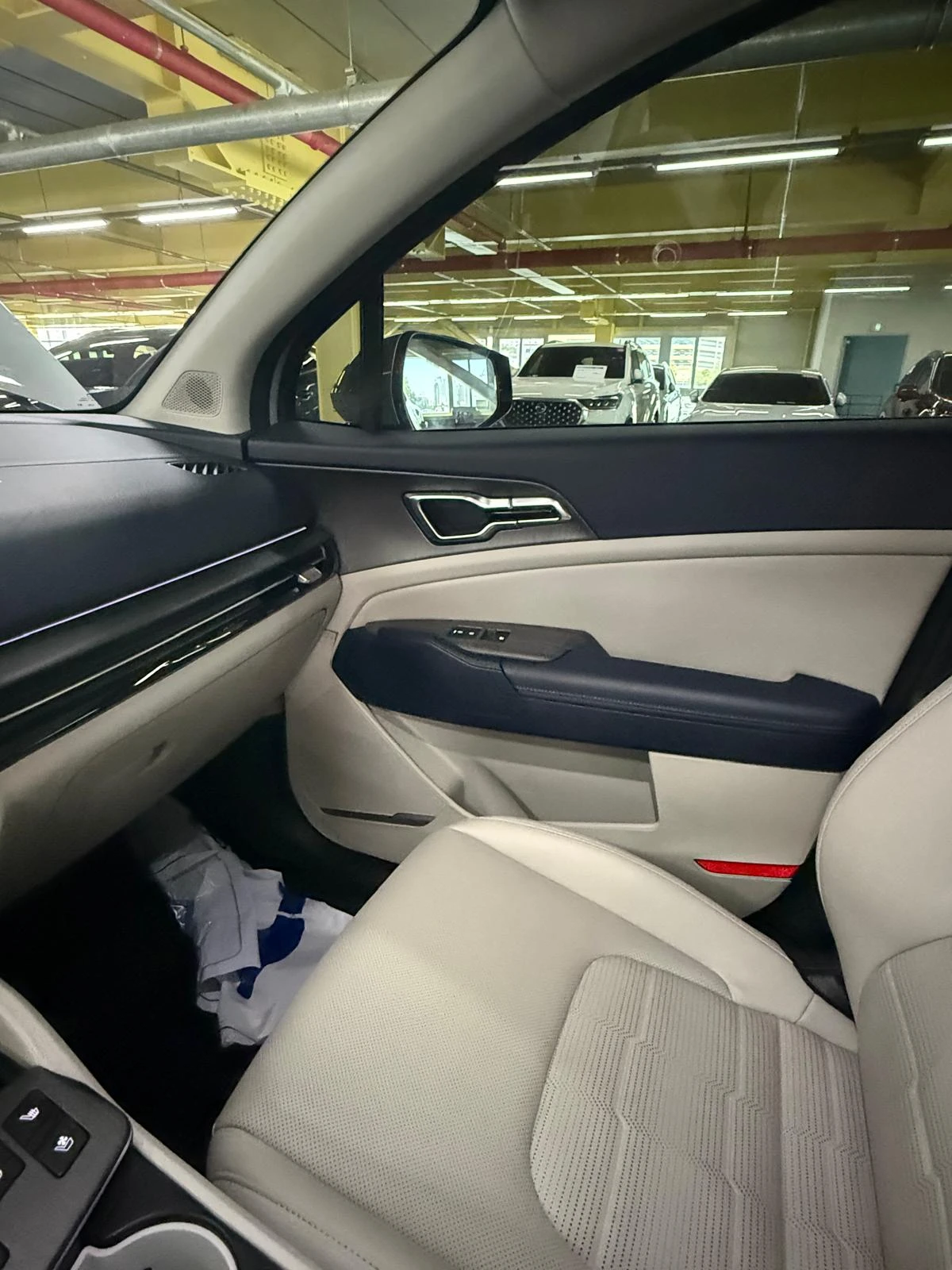 Kia Sportage 2.0 LPI - ОЧАКВАН ВНОС, снимка 9 - Автомобили и джипове - 54630664