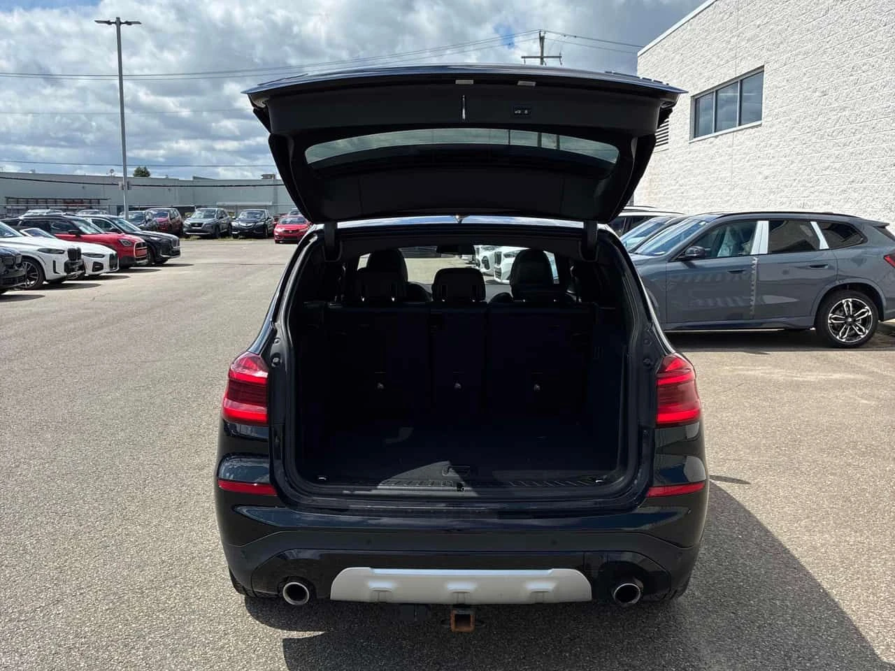 BMW X3 xDrive30i / CARFAX / CAMERA / АВТОКРЕДИТ, снимка 11 - Автомобили и джипове - 55632554