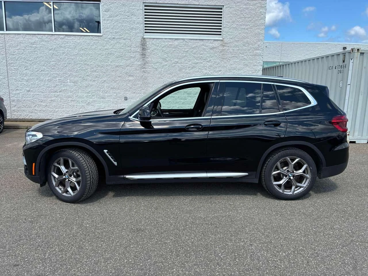 BMW X3 xDrive30i / CARFAX / CAMERA / АВТОКРЕДИТ, снимка 2 - Автомобили и джипове - 55632554