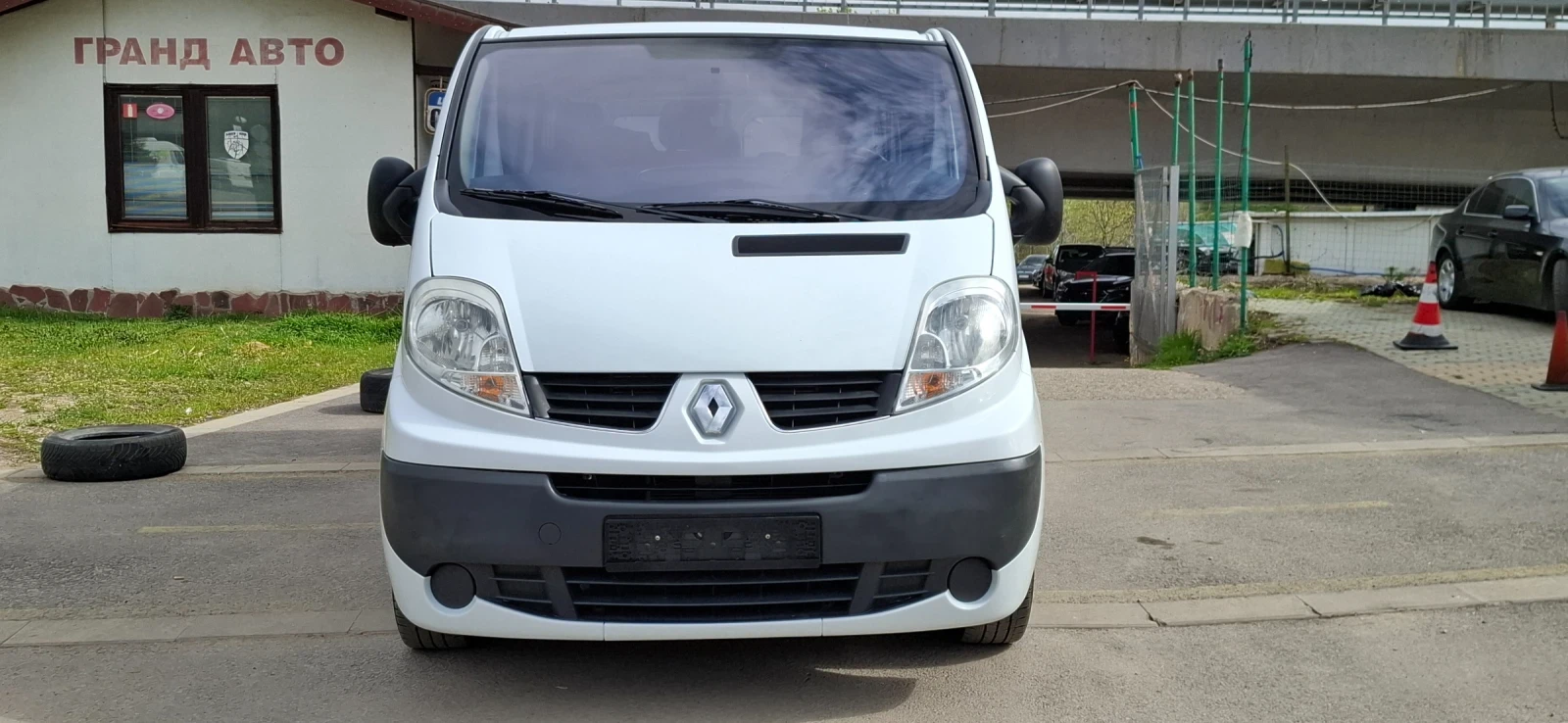 Renault Trafic 2.0  115kc   211000 9   | Mobile.bg   17