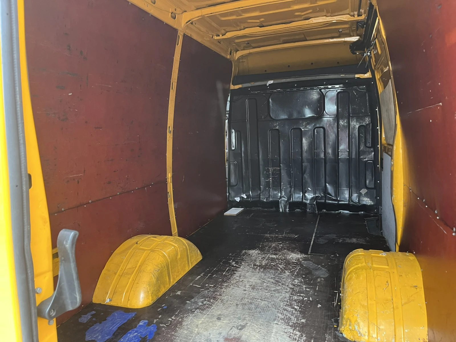 Iveco Daily 35C15 N1 KLIMA - изображение 10