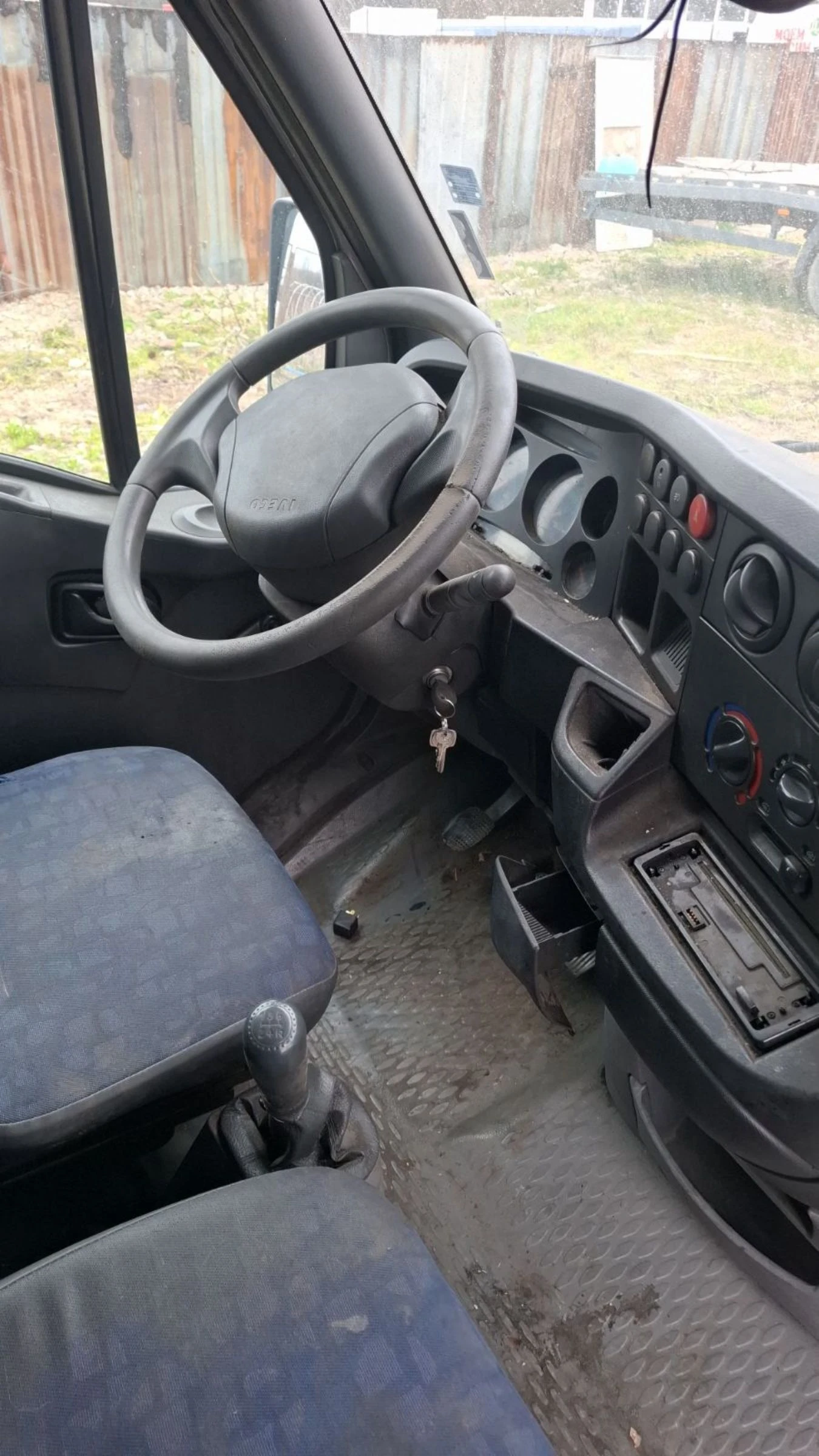 Iveco 35s12, снимка 3 - Бусове и автобуси - 53893896