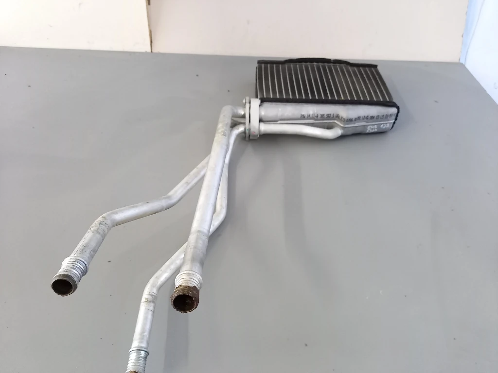    39 (11) | Mobile.bg   1