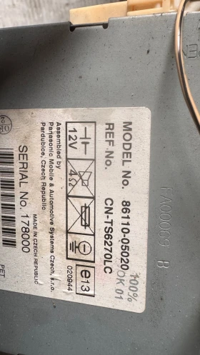 Оригинална Аудио / GPS и видео система за Toyota Avensis - 86110-05020 / CN-TS6270LC, снимка 2 - Части - 52741343