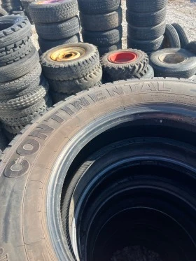 Гуми, снимка 1