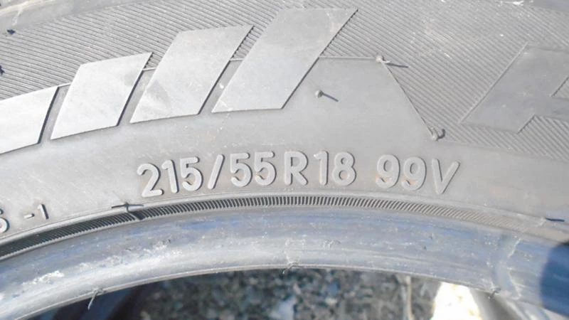 Гуми Летни 215/55R18, снимка 5 - Гуми и джанти - 22771010