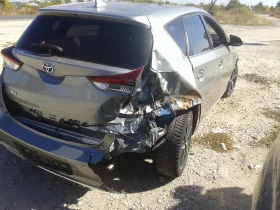 Toyota Auris 1.8, снимка 9