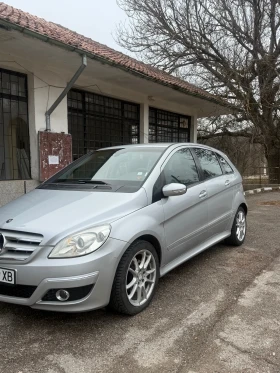 Mercedes-Benz B 180, снимка 2