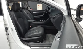 Hyundai Sonata 2.0 Premium Family, снимка 11