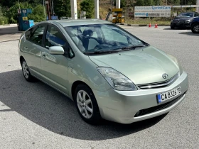 Toyota Prius FACE* JBL* ОБСЛУЖЕН* РЕГИСТРИРАН, снимка 6