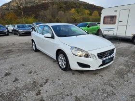 Volvo V60 2.0D КАТО НОВА