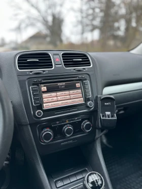 VW Golf 2.0 TDI 110kc * Бяла Перла* , снимка 11