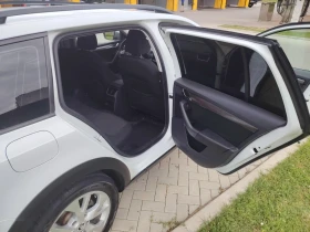 Skoda Octavia Scout - 9800 € / 19167.13 лв. - 23970559 10