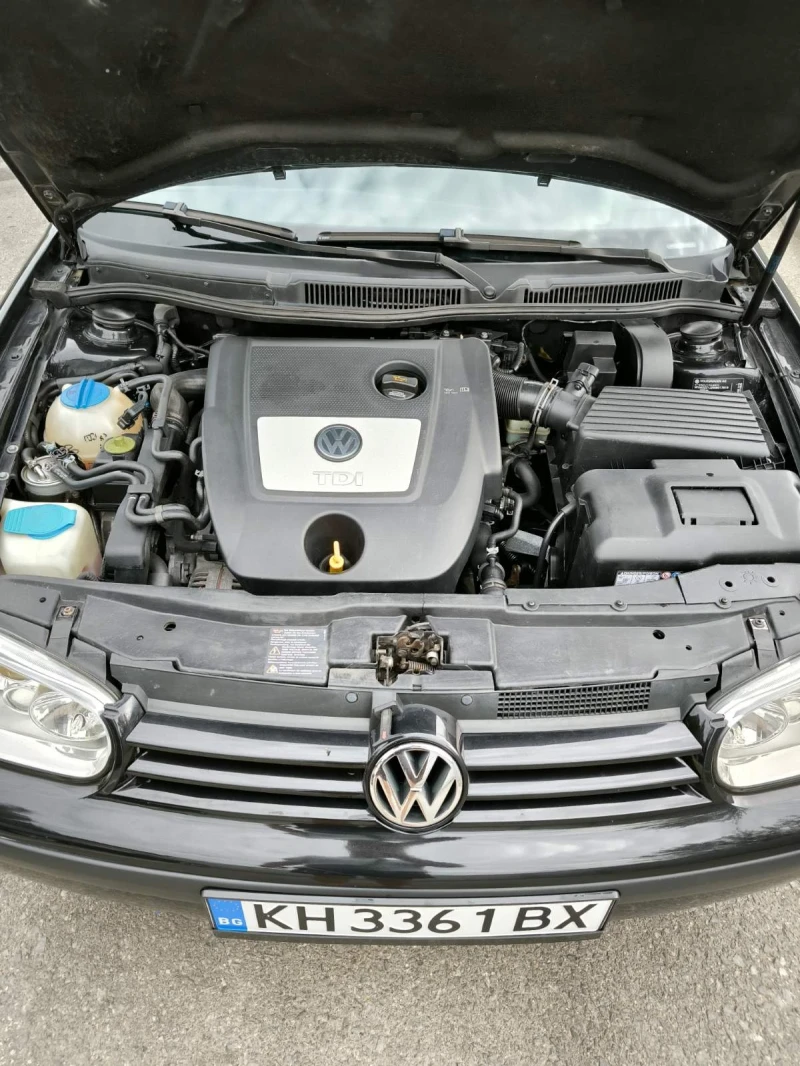 VW Golf Комби - Вариант , снимка 4 - Автомобили и джипове - 47504409