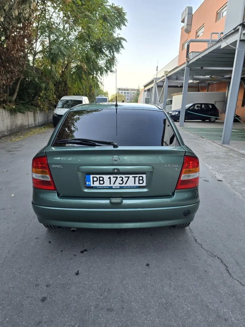 Opel Astra 1.6 75 hp, снимка 4 - Автомобили и джипове - 47644173