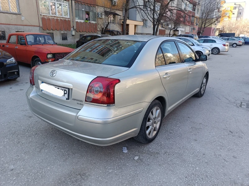 Toyota Avensis, снимка 3 - Автомобили и джипове - 49579590