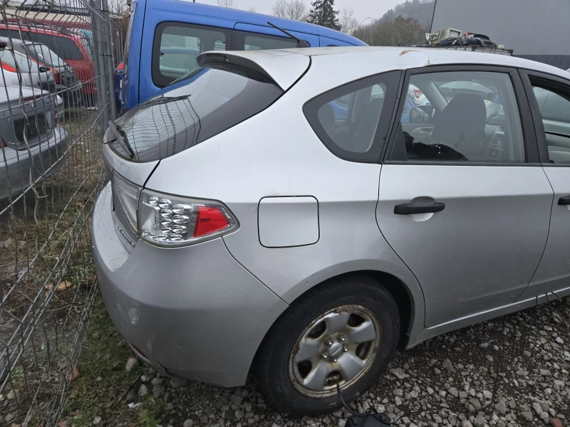 Subaru Impreza, снимка 3 - Автомобили и джипове - 49610607