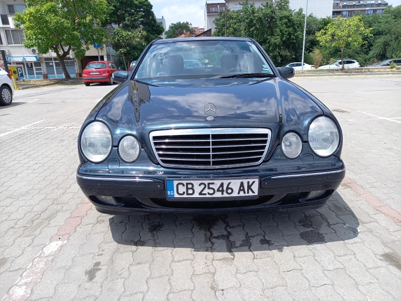 Mercedes-Benz E 320