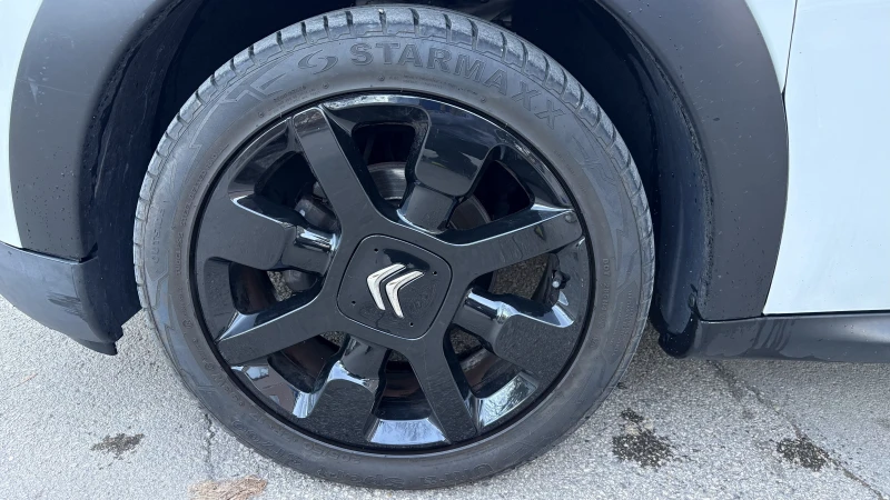 Citroen C4 Cactus 1.2i, снимка 11 - Автомобили и джипове - 52423844