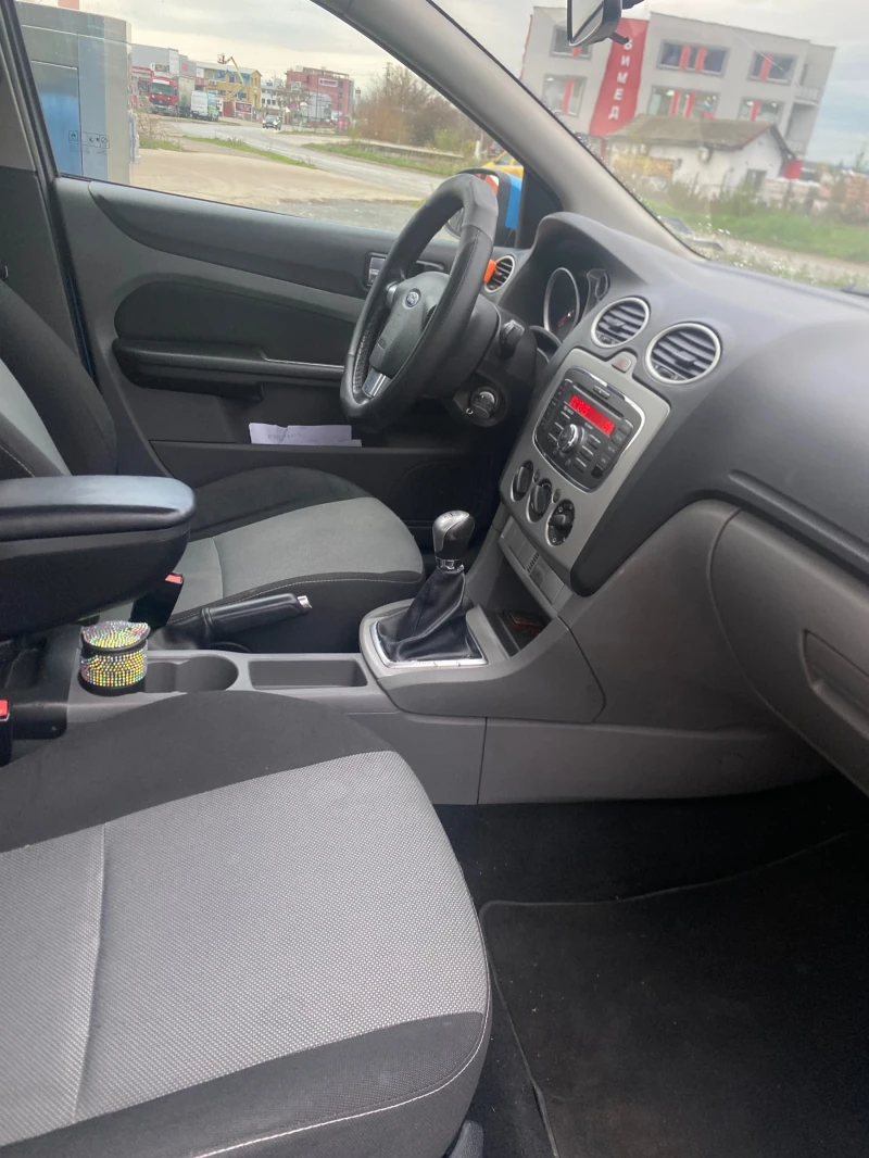 Ford Focus 1.6 115к.с, снимка 9 - Автомобили и джипове - 52679634