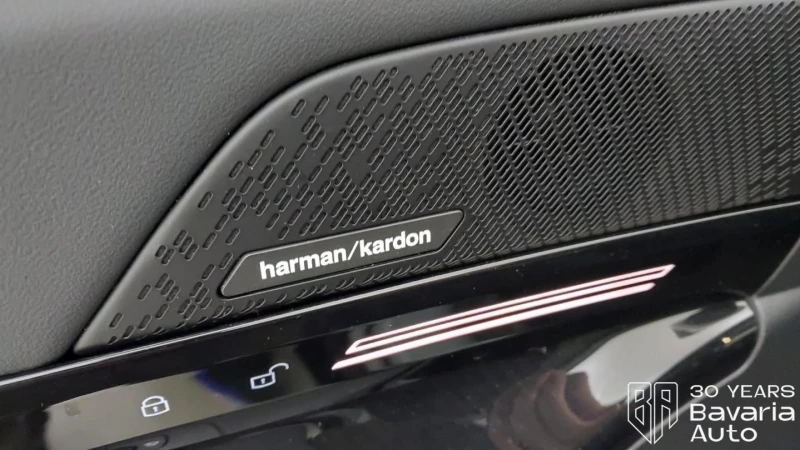 BMW 520 d xDrive Touring M Sport Paket Steptronic, снимка 14 - Автомобили и джипове - 52816909