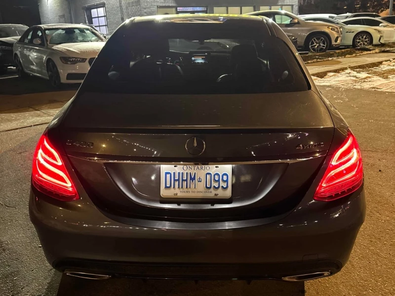 Mercedes-Benz C 400 * CARFAX * БЕЗ ПЪРВОНАЧАЛНА ВНОСКА, снимка 4 - Автомобили и джипове - 52869135