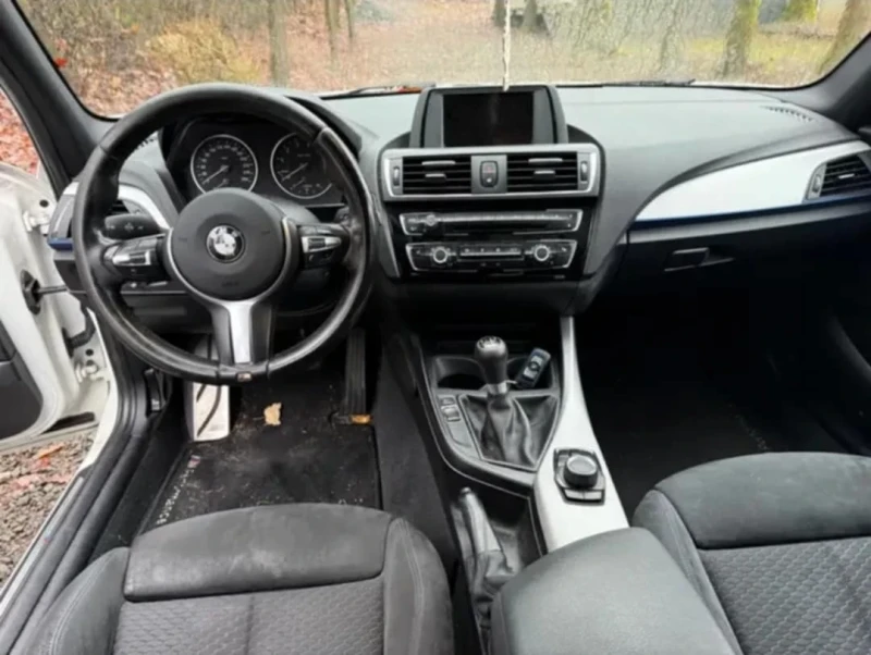 BMW 118 BMW 118i M-Sport Paket , снимка 6 - Автомобили и джипове - 53066902