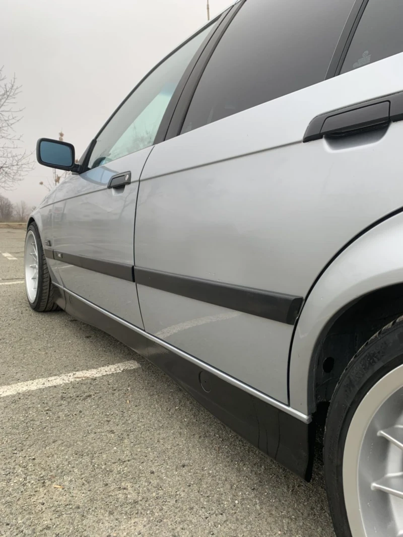 BMW 318, снимка 3 - Автомобили и джипове - 53250493