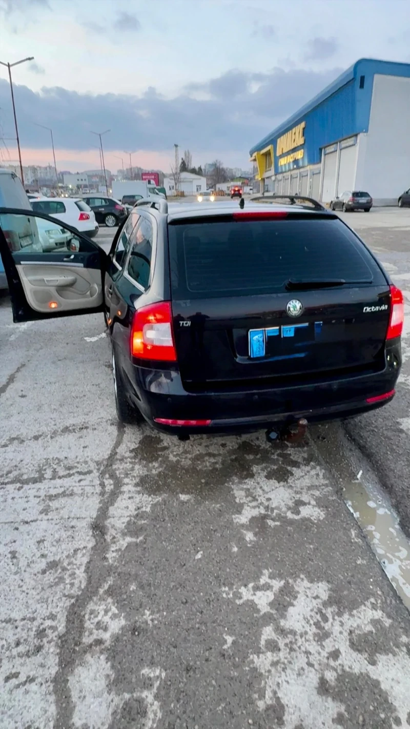 Skoda Octavia, снимка 5 - Автомобили и джипове - 53404282