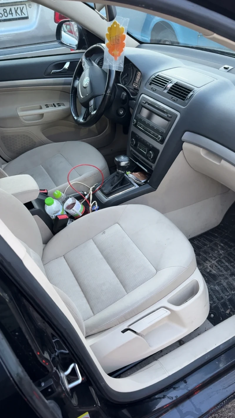 Skoda Octavia, снимка 2 - Автомобили и джипове - 53404282