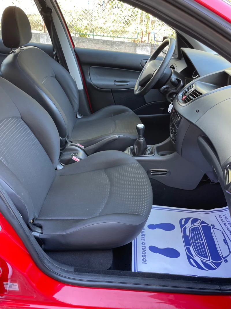 Peugeot 206 206+ * 1.1i* klima* 2010г, снимка 12 - Автомобили и джипове - 53432542