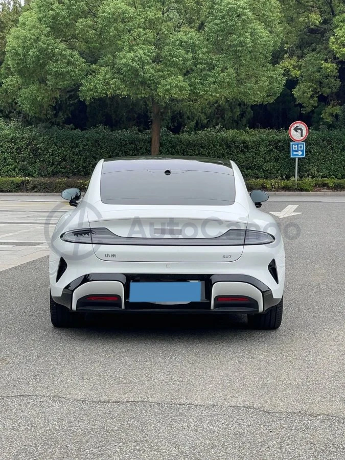 Xiaomi SU7 ��������� ���� �� �������� | Mobile.bg � ����������� 5
