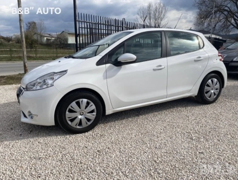 Peugeot 208 1.4 Дизел, 2016 г., 154000 км., ТОП - изображение 2