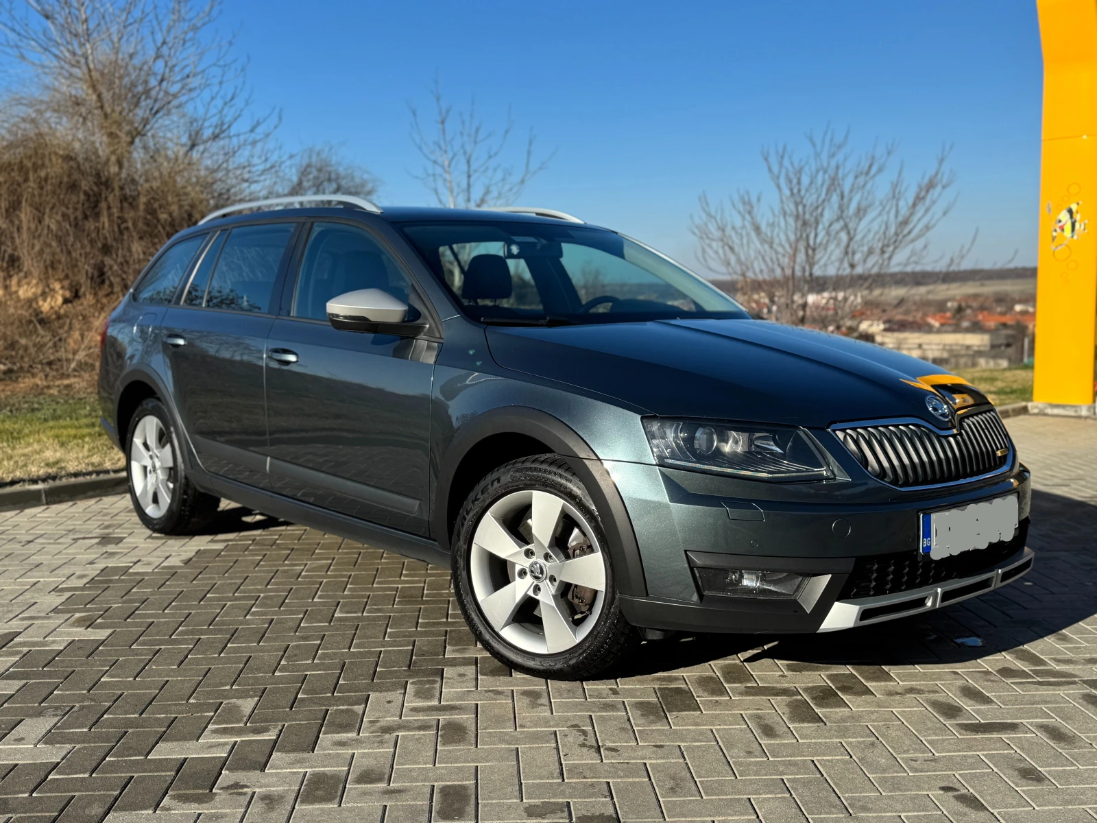 Skoda Octavia Scout 4x4  - изображение 2