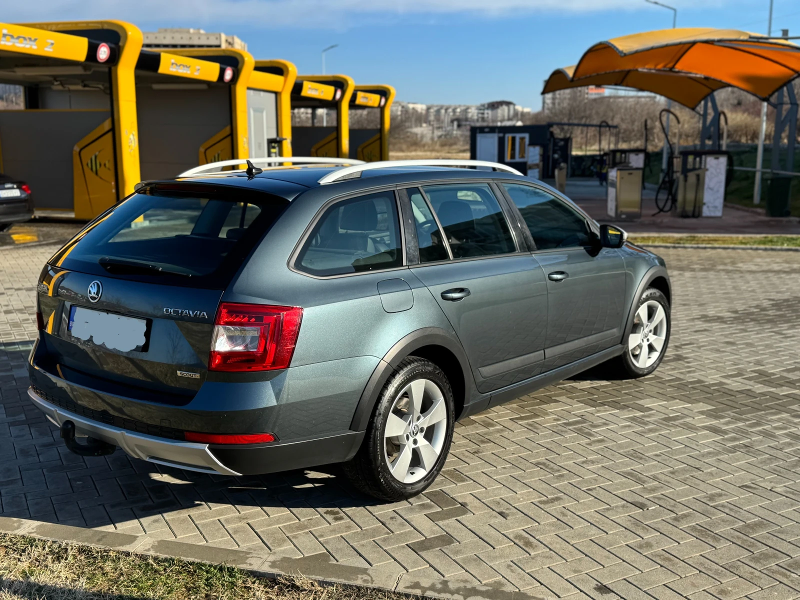 Skoda Octavia Scout 4x4  - изображение 8