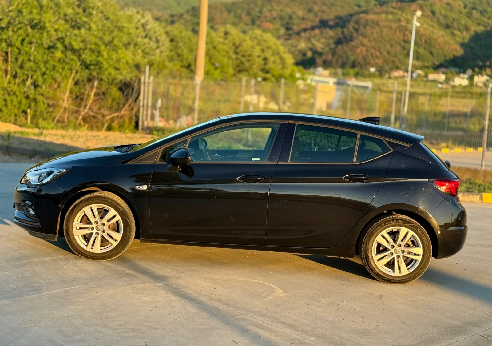 Opel Astra 1.6 CDTI 158 хил км - изображение 6