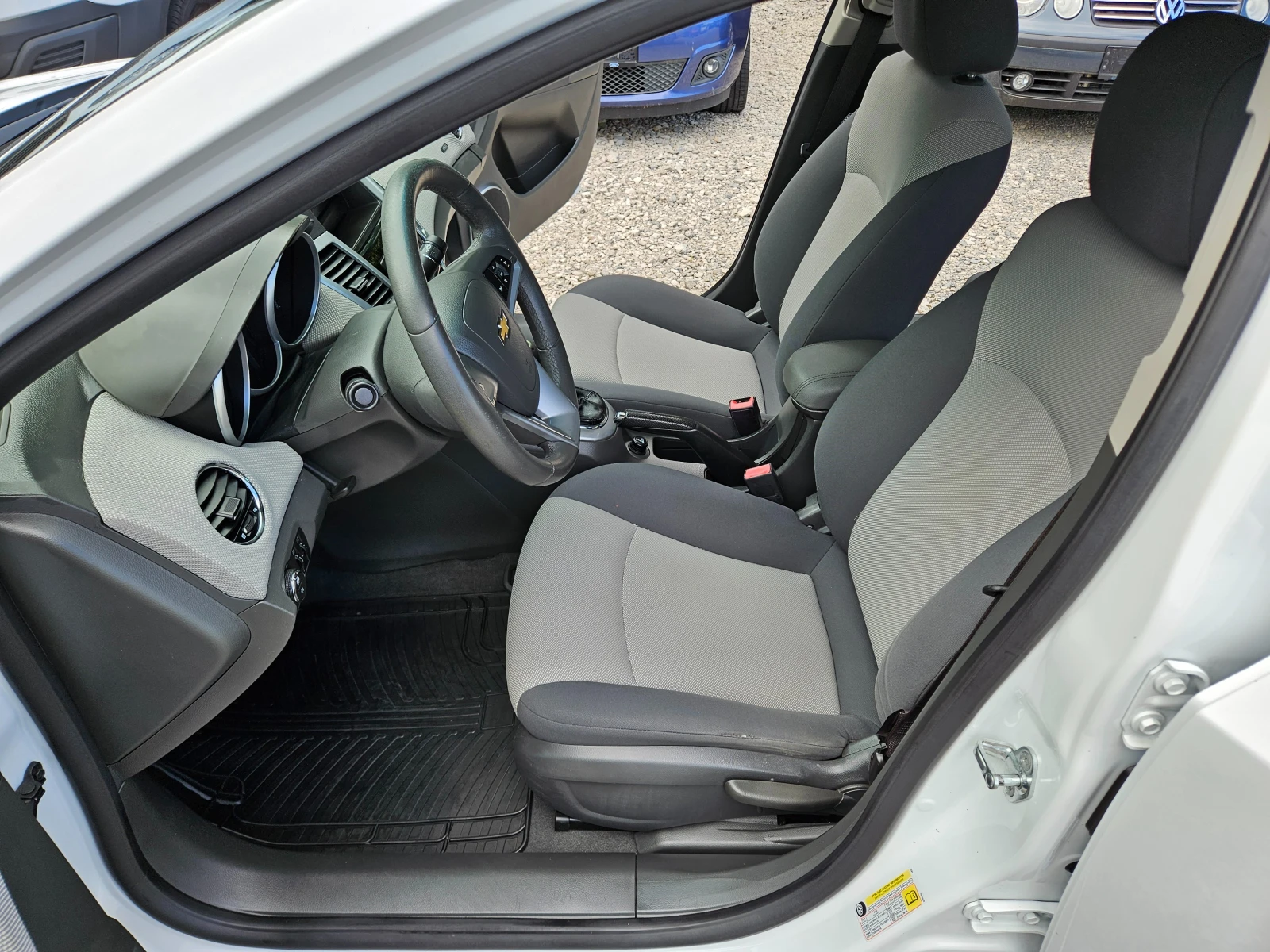 Chevrolet Cruze 1.6 бензин 113кс. - изображение 9