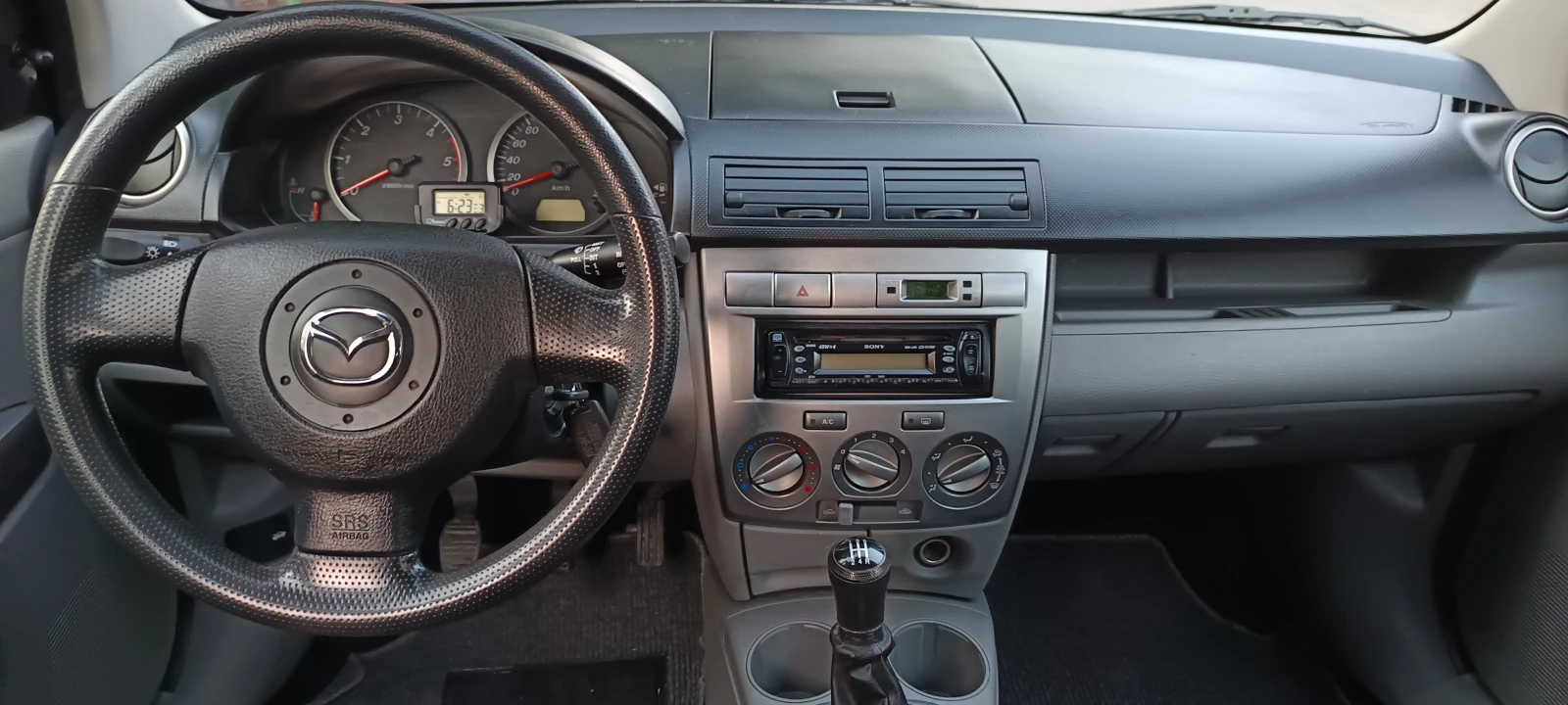 Mazda 2 1.4 HDI - изображение 9