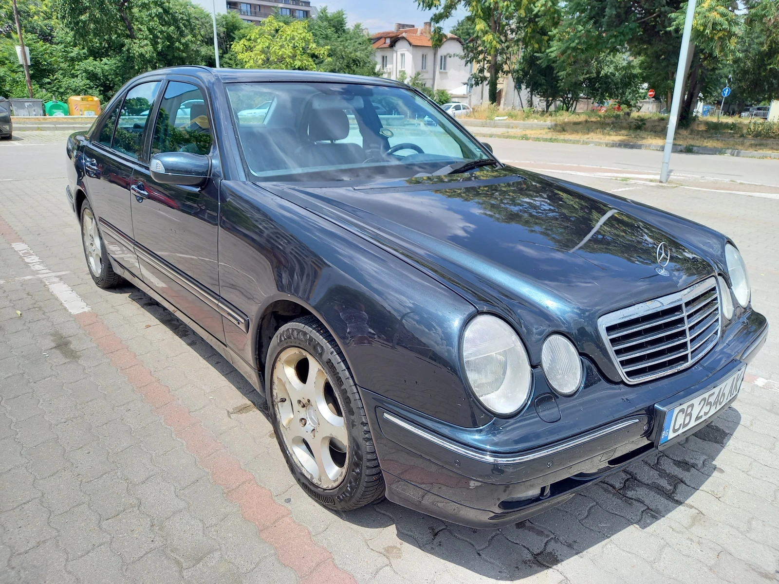 Mercedes-Benz E 320  - изображение 2