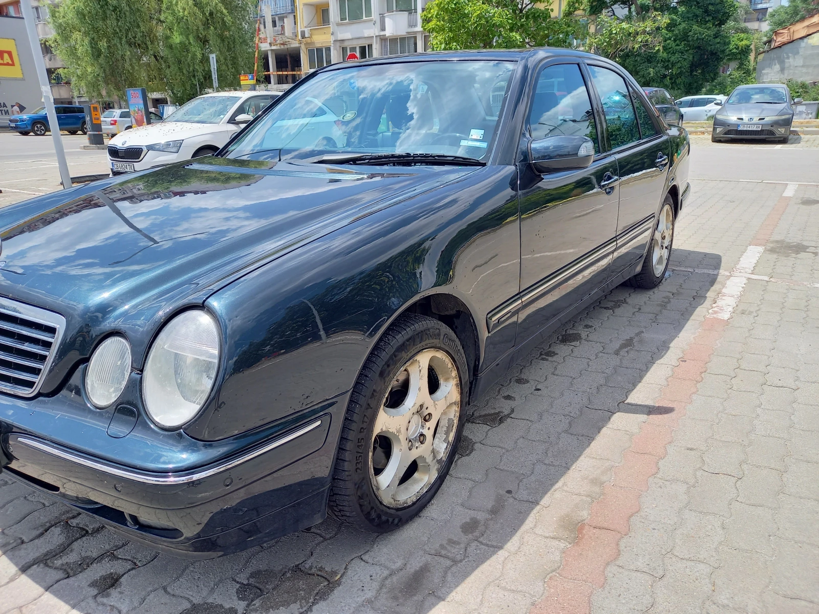 Mercedes-Benz E 320  - изображение 3
