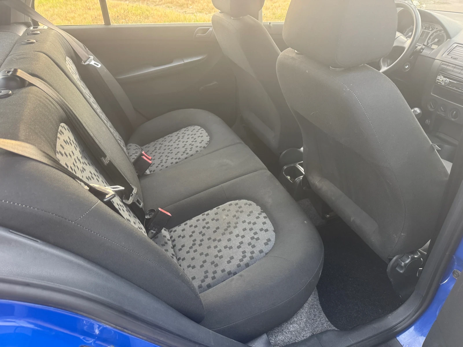 Skoda Fabia 1.2Бензин/Климатик - изображение 10