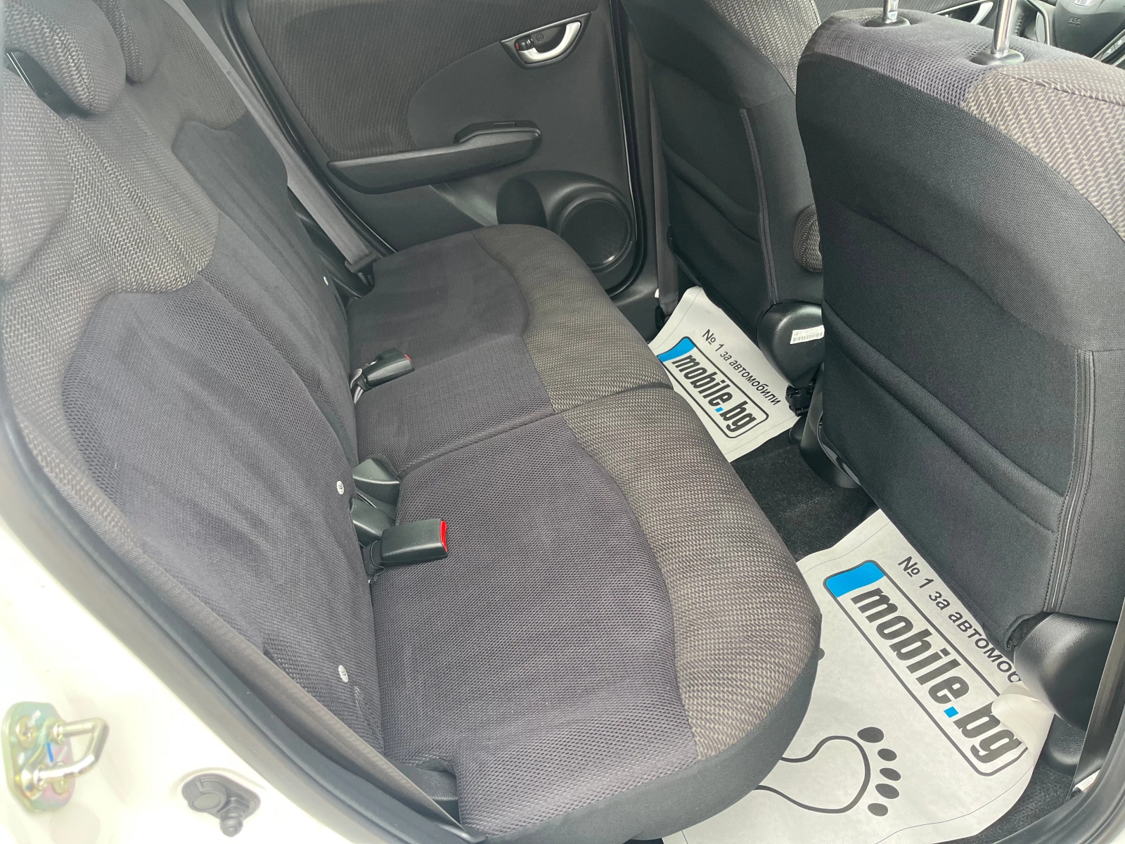 Honda Jazz 1.4 99k.c - изображение 9