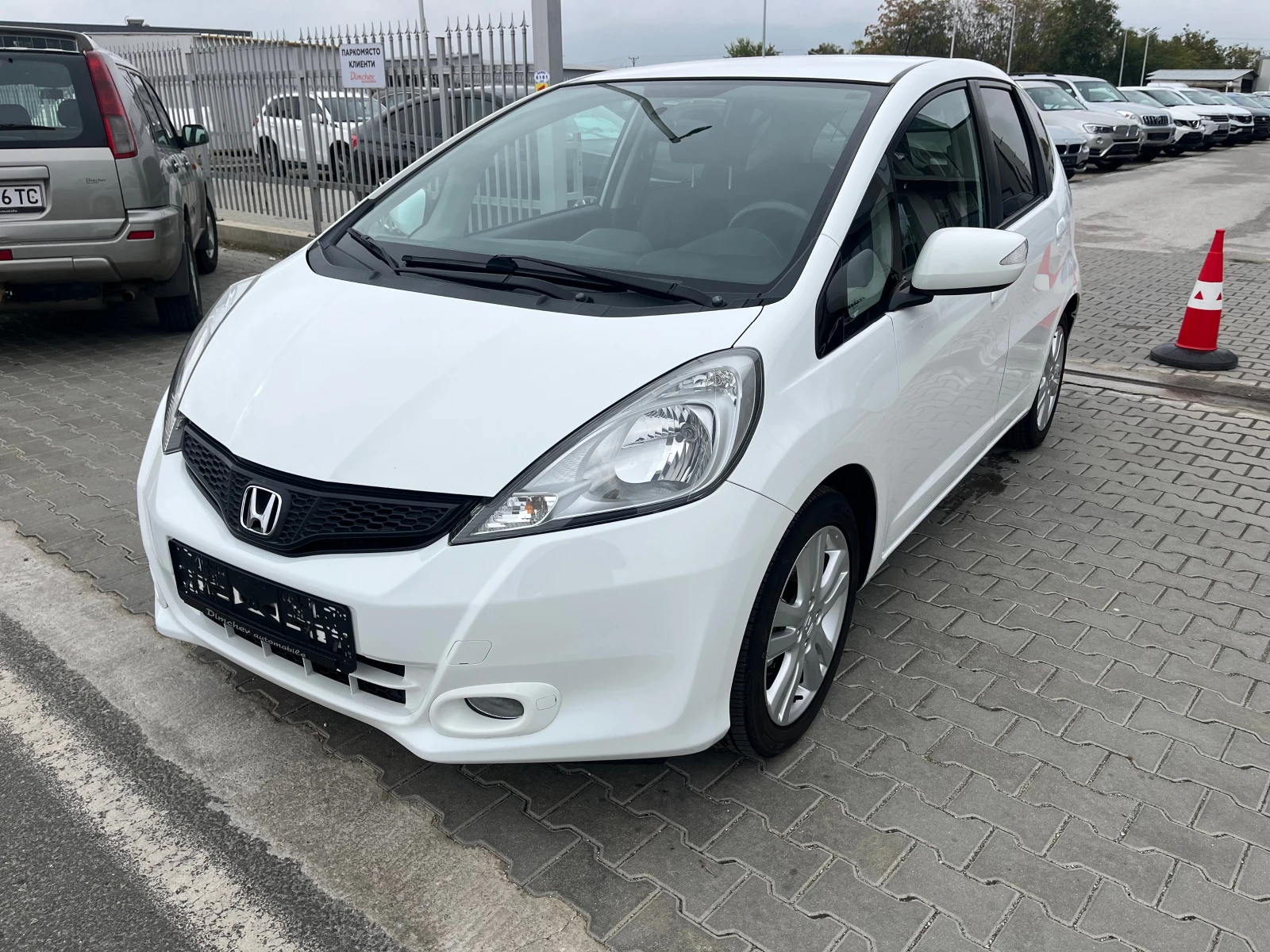 Honda Jazz 1.4 99k.c - изображение 2