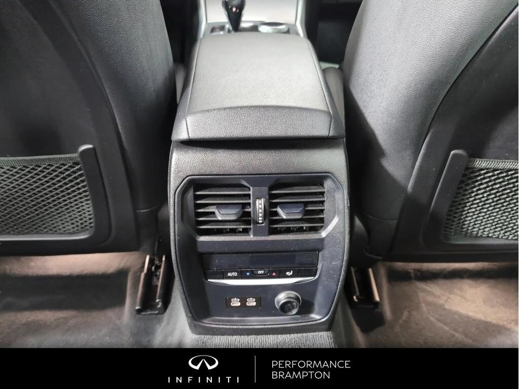 BMW 330 * 330i xDrive Sedan ACCIDENT FREE NAVI CERTIFIED * | Mobile.bg � ����������� 16